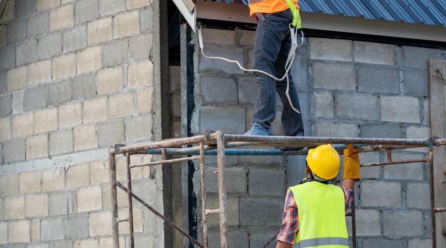 Professional gutter cleaning in Kennebec, SD